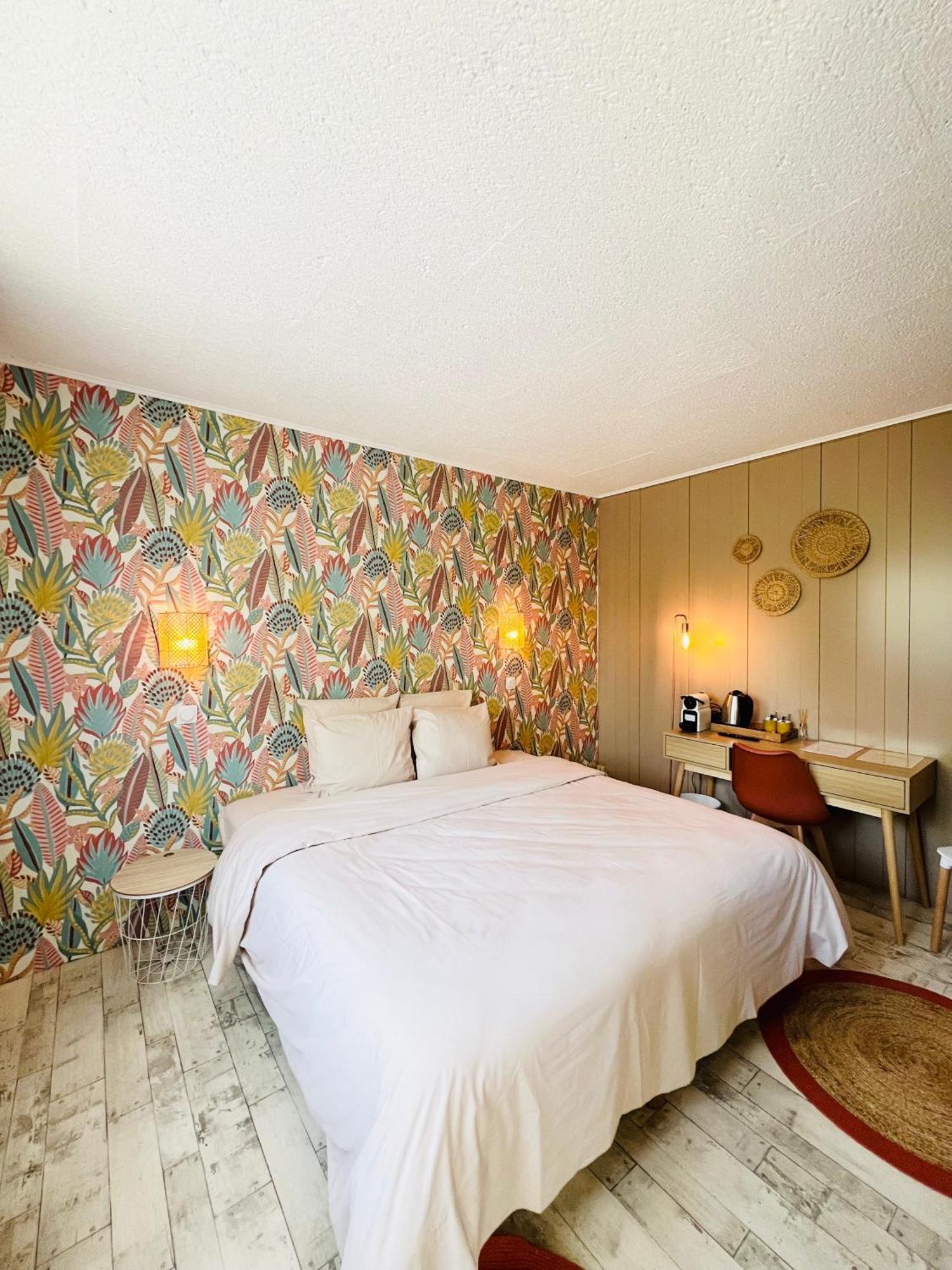 Motel Les Broussailles Mesves-sur-Loire Zewnętrze zdjęcie