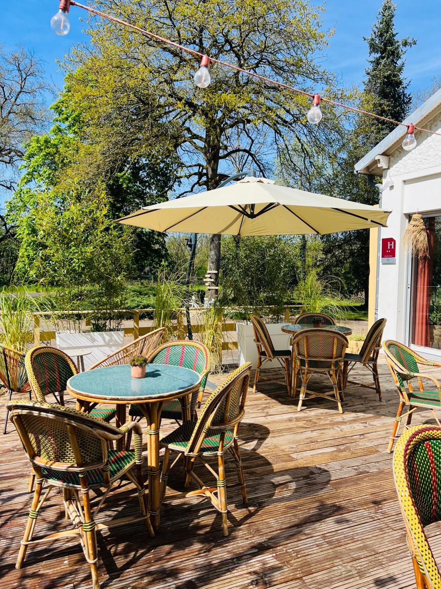 Motel Les Broussailles Mesves-sur-Loire Zewnętrze zdjęcie